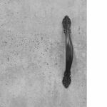 Meuble TV gris béton 150x30x50 cm bois d'ingénierie – Image 7