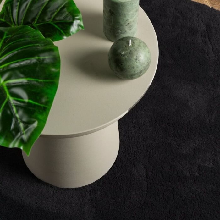 Tapis HUARTE à poils courts doux et lavable noir Ø 160 cm – Image 5